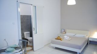 galini-rooms-and-apartments-syros