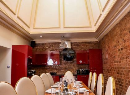 Signature Living Bold Street Apartments