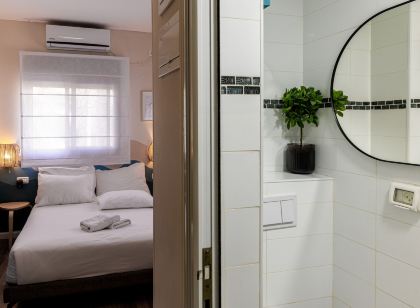 Domus Bat Galim Hotel