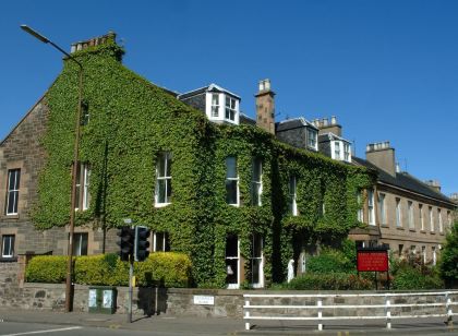 A-Haven Townhouse Hotel