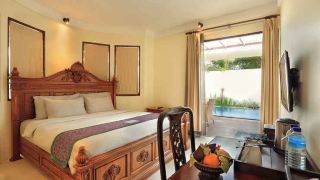 aston-sunset-beach-resort-gili-trawangan