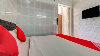 oyo-hotel-golden-pride