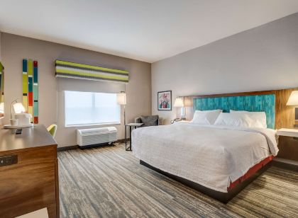 Hampton Inn and Suites by Hilton Cincinnati Midtown Rookwood