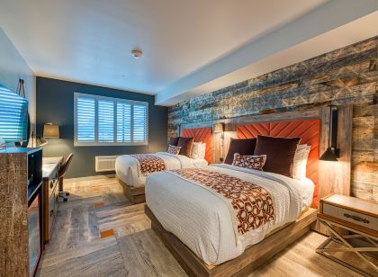 Hotel Lexen Newhall & Santa Clarita - Near Six Flags Magic Mountain
