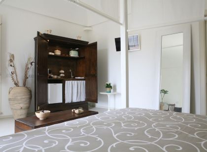 Le Tre VIE Apartment & Room