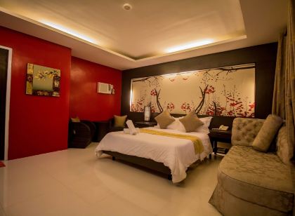 The Red Palm Suites and Restaurant