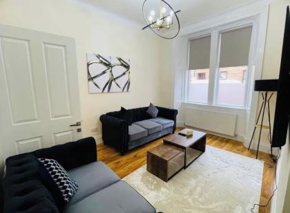 Near Hampden - Parking - Wifi - Sleeps 6