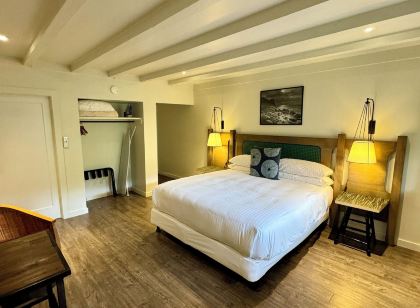Hidden Valley Inn