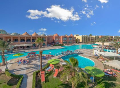 Titanic Beach - Families and Couples Only