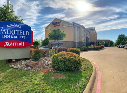 Fairfield Inn & Suites Waco North