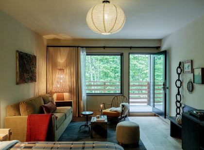 New Paltz Way Hotel