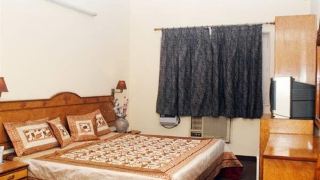 hotel-atithi-palace