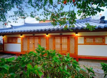 Jeonju Hanok Midam