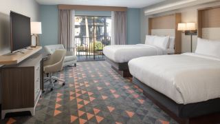 holiday-inn-portland-columbia-riverfront-an-ihg-hotel