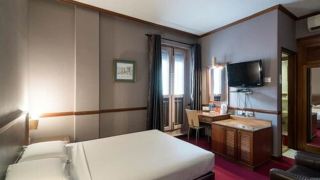 four-chain-view-hotel