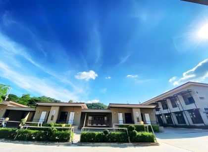 โรงแรมไม้หอมวิลล่า