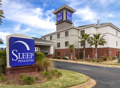 Sleep Inn & Suites