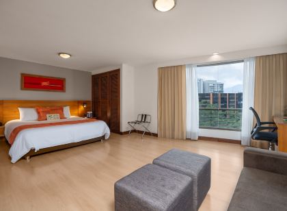 Leblón Suites Hotel