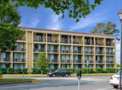 The Breakers Hotel & Suites