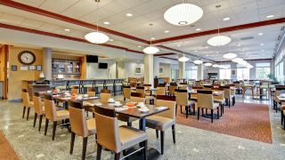 hilton-garden-inn-ottawa-airport