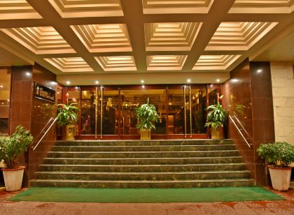 Hotel Poonja International