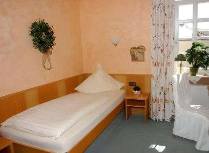 Hotel Zu den Drei Kronen