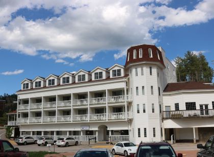 Roosevelt Inn Mount Rushmore