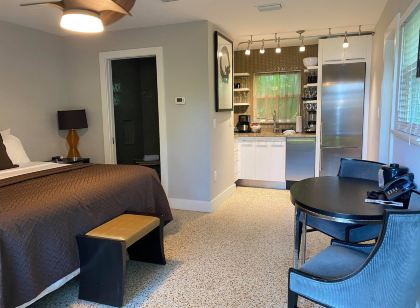 Captiva Beach Resort (Open Private Beach Access)