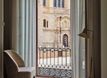 莫利納拉里奧飯店