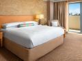 jw-marriott-santa-monica-le-merigot