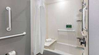 courtyard-by-marriott-fort-lauderdale-downtown