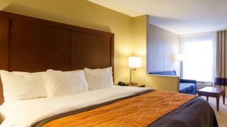 quality-inn-and-suites-i-40-east