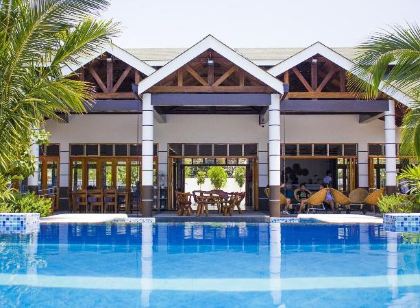 Marand Beach Resort