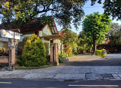 Puri Pangeran Hotel