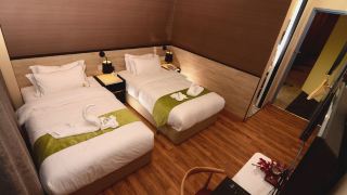 golden-roof-hotel-seri-iskandar