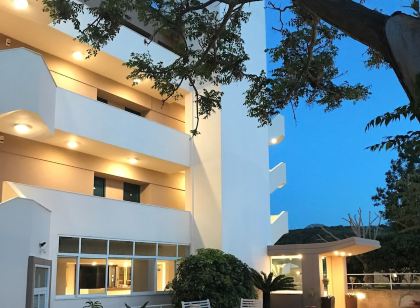 Hermes Hotel