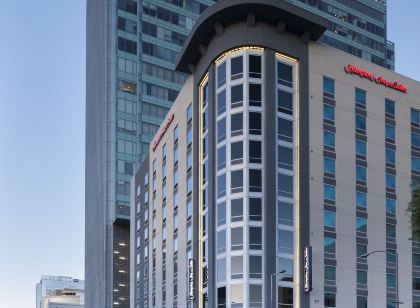 Hampton Inn and Suites by Hilton Phoenix Downtown