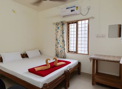 Golden Beach Home Stay