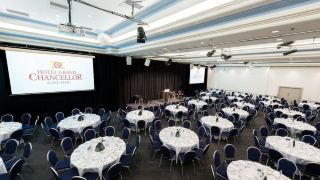 hotel-grand-chancellor-adelaide