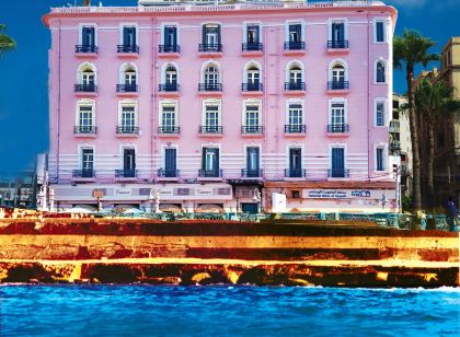 Le Metropole Luxury Heritage Hotel since 1902 by Paradise Inn Group