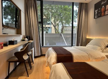 Shenzhen Chunfeng Boutique Hotel (Luohu Control Point Xiangxicun Metro Station)