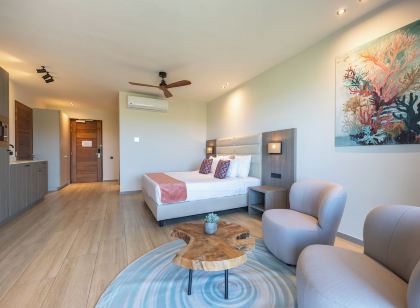 Dolphin Suites & Wellness Curacao