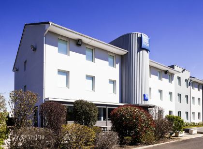 Hôtel ibis Clermont Ferrand Nord Riom