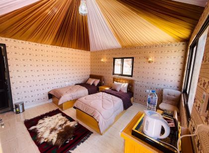 Desert Moon Camp