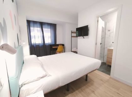 Hostal Carmen by Gaiarooms