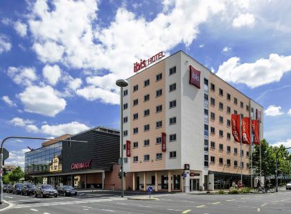 ibis Würzburg City