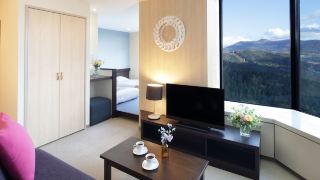 hoshino-resorts-tomamu-the-tower