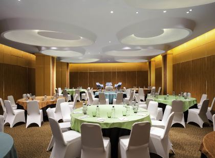 The Southern Hotel Surabaya Formerly Ibis Styles Surabaya Jemursari