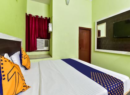 Spot on 72005 Hotel Shri Anand