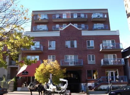 ByWard Blue Inn